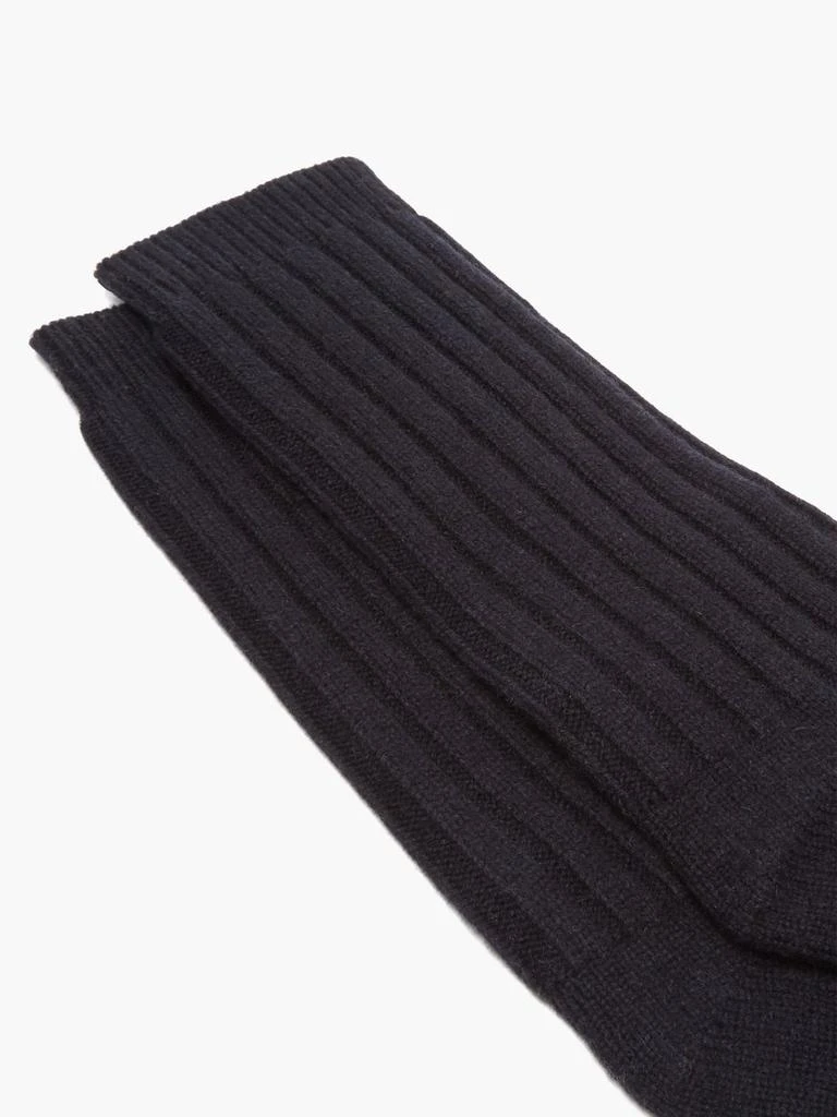 商品Raey|Recycled cashmere-blend at home gift set,价格¥1156,第2张图片详细描述