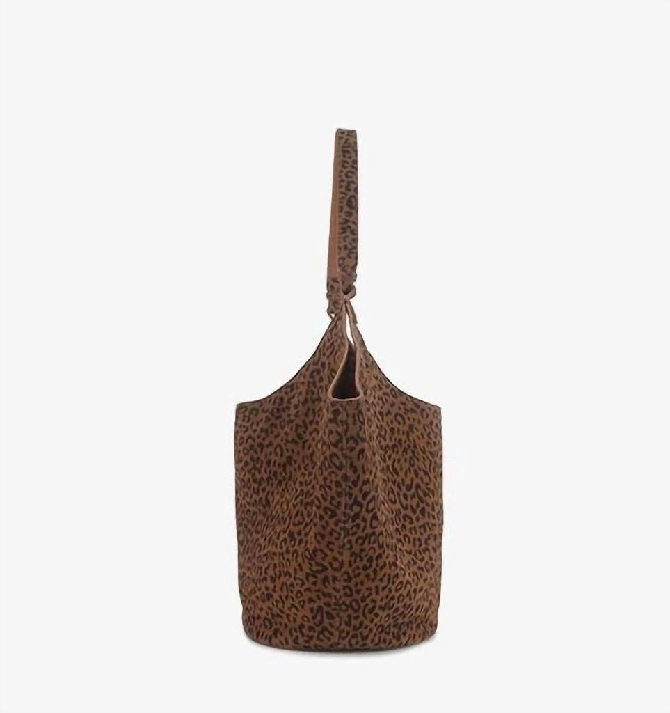 商品Sook Stainable|Sook Stainable - Suede Leather Leopard Bucket Tote Bag,价格¥880,第2张图片详细描述