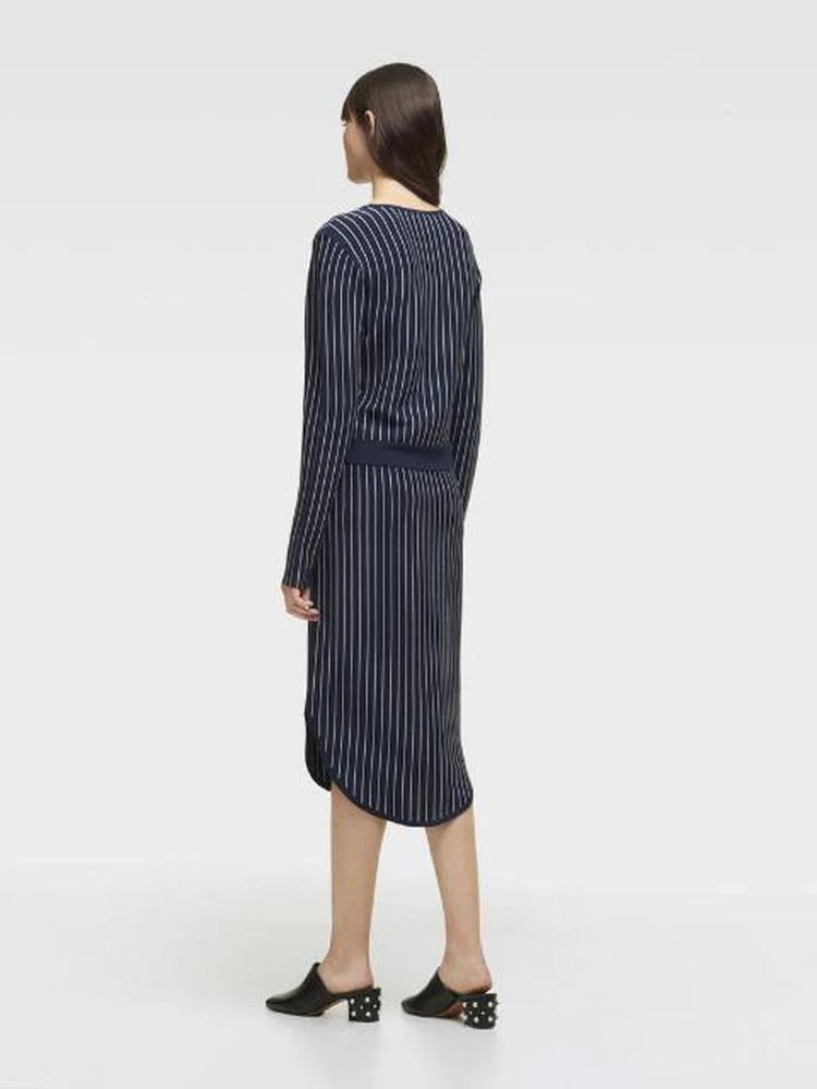 商品DKNY|Pinstripe Compact Stretch Top,价格¥294,第3张图片详细描述