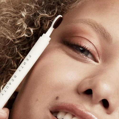 商品Fenty Beauty|Brow MVP Ultra Fine Brow Pencil & Styler,价格¥195,第1张图片详细描述