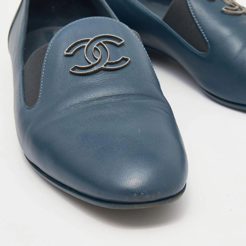 Chanel Blue Leather CC Slip On Loafers Size 36.5 商品