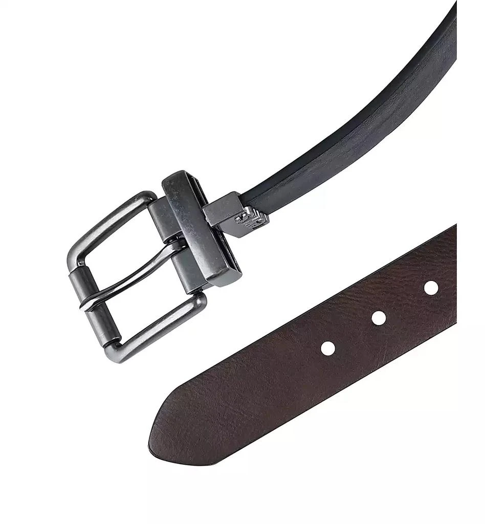 商品Levi's|Men's Logo Buckle Stretch Reversible Leather Belt,价格¥392,第5张图片详细描述