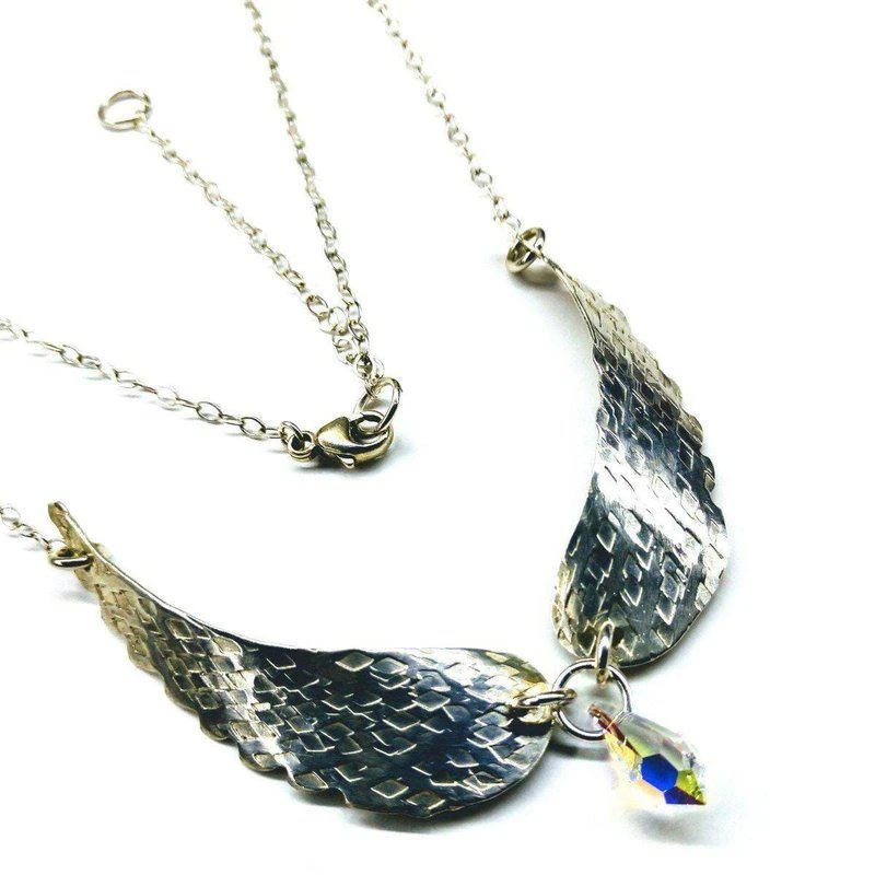 商品Alexa Martha Designs|Silver Sculpted Angel Wings Crystal Drop Necklace,价格¥650,第1张图片