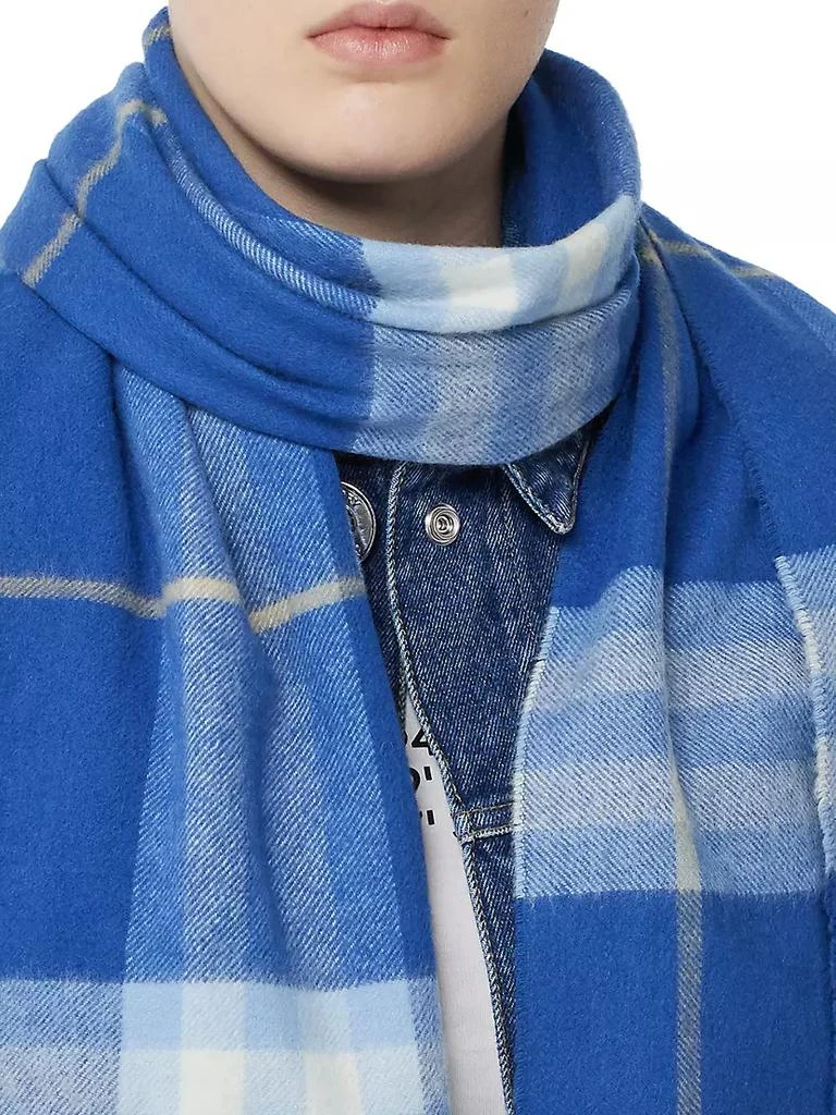 商品Burberry|The Classic Check Cashmere Scarf,价格¥4478,第4张图片详细描述