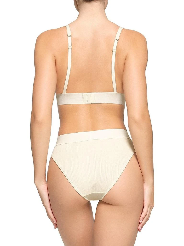 商品SKIMS|Cotton Rib Plunge Bralette,价格¥269,第5张图片详细描述