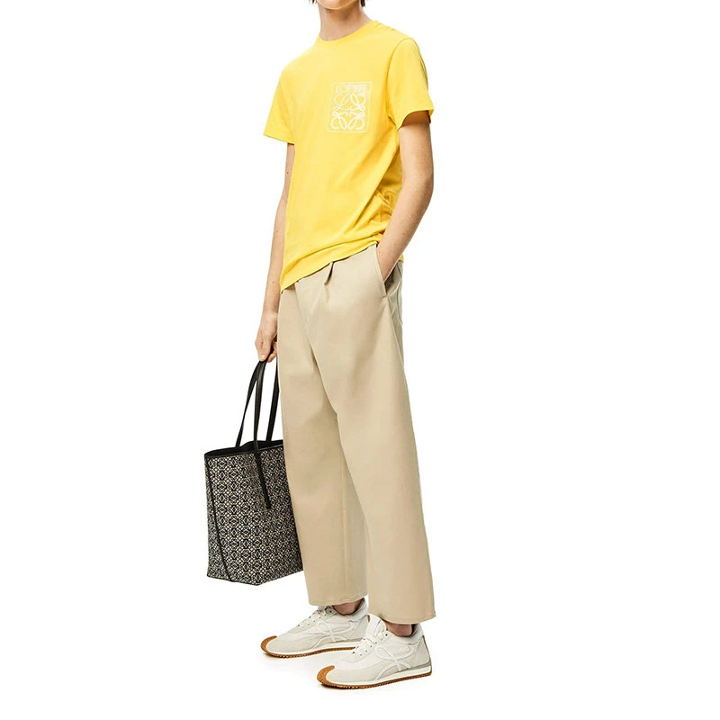 商品Loewe|【预售3-7天】LOEWE/罗意威 22年秋冬新款 男士黄色纯棉Anagram Logo假口袋T恤H526Y22X25-8100,价格¥3117,第5张图片详细描述
