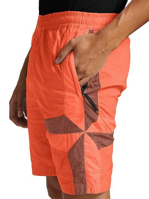 Geometric Compass Bermuda Shorts 商品