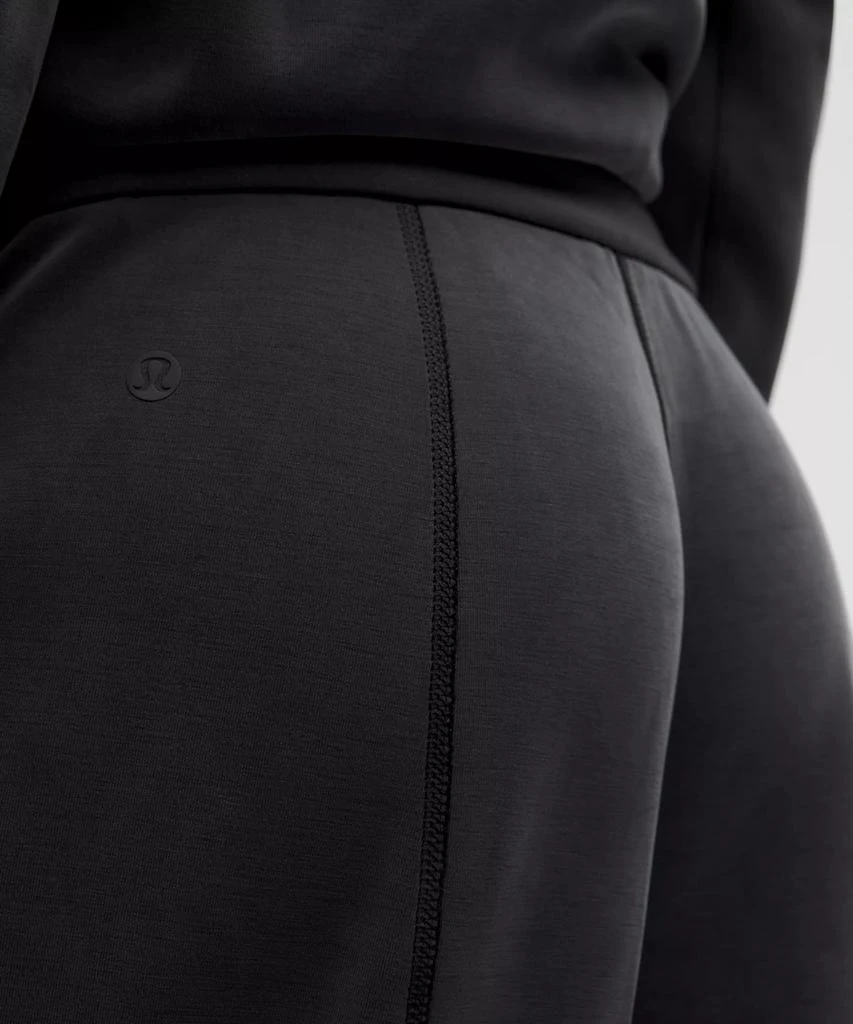 Softstreme High-Rise Straight-Leg Pant *Regular 商品