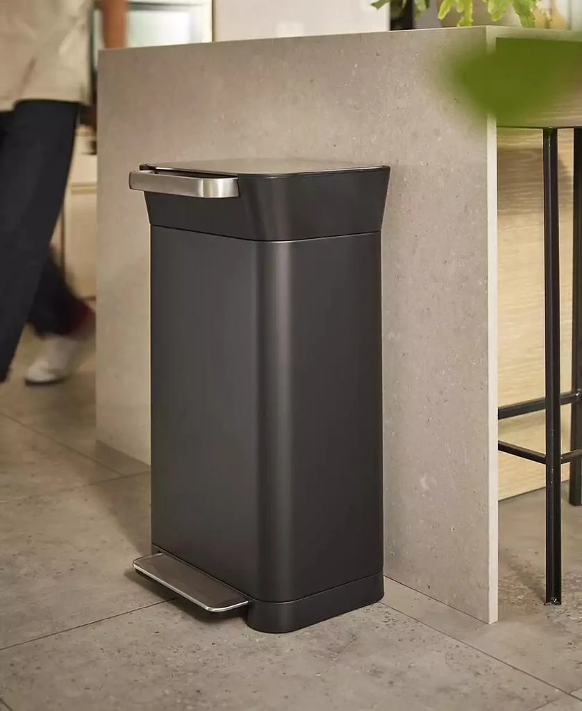 商品Joseph Joseph|Titan 30-Liter Trash Compactor,价格¥1777,第2张图片详细描述
