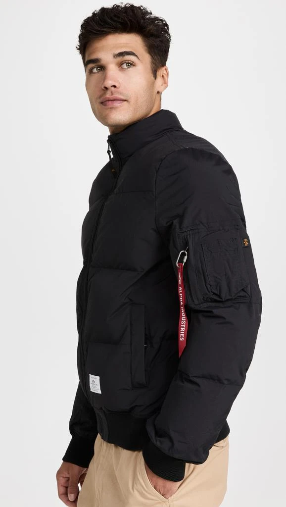 商品Alpha Industries|Alpha Industries MA-1 Quilted Bomber Jacket,价格¥884,第3张图片详细描述