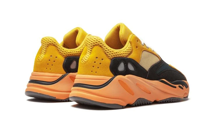 商品Adidas|Adidas Yeezy Boost 700,价格¥3131-¥5193,第4张图片详细描述