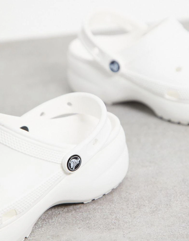 商品Crocs|Crocs classic platform clogs in white,价格¥438,第4张图片详细描述