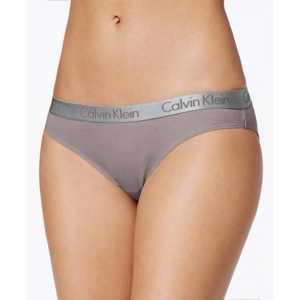 商品Calvin Klein|Women's Radiant Cotton 3-Pack Bikini Underwear QD3589,价格¥158,第2张图片详细描述