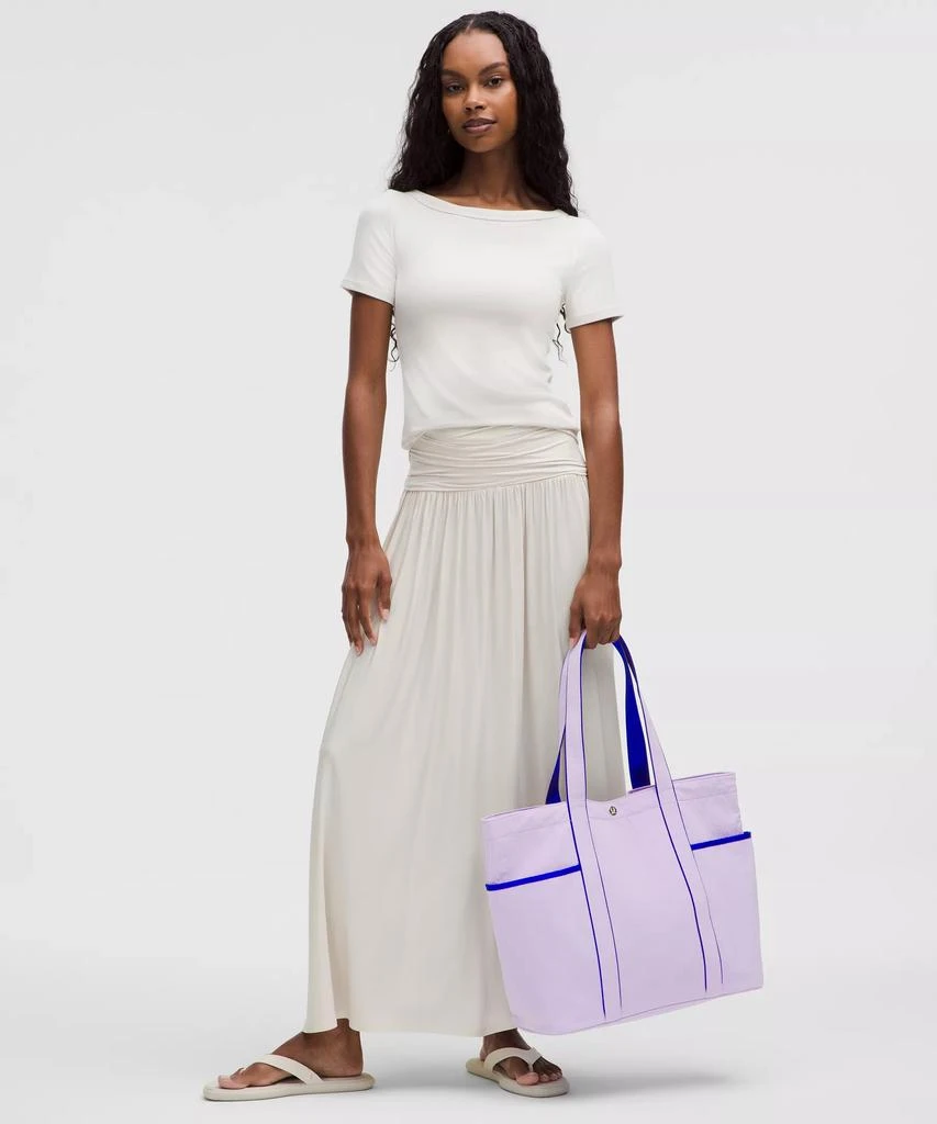 Daily Multi-Pocket Tote Bag 20L 商品