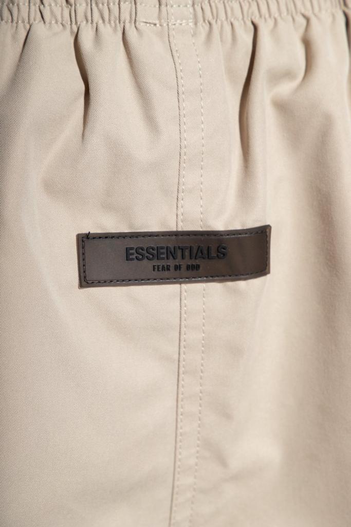 Fear Of God Essentials Logo Patch Shorts商品第5张图片规格展示