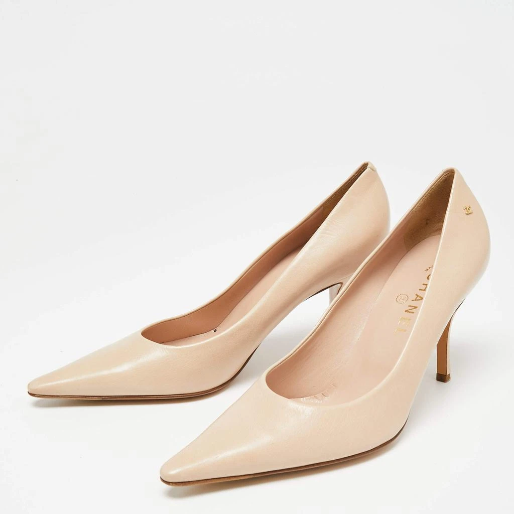 商品[二手商品] Chanel|Chanel Beige Leather CC Pointed Toe  Pumps Size 41,价格¥1360,第2张图片详细描述