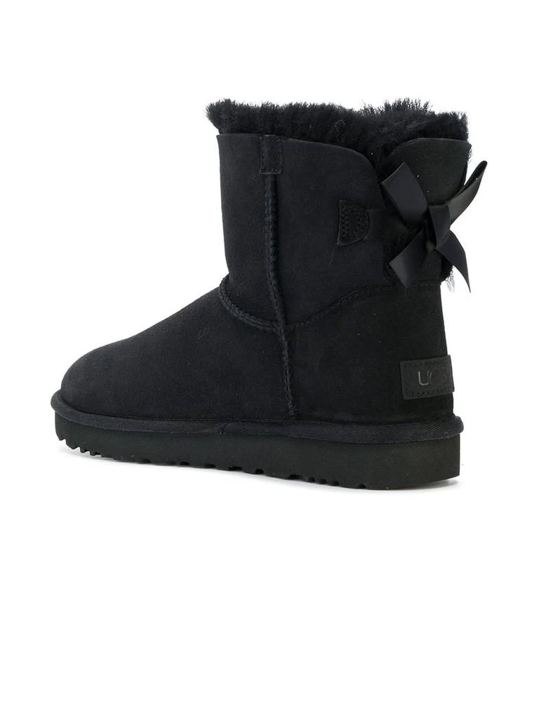 商品UGG|UGG Black Sheepskin Mini Bailey Bow Ii Boots,价格¥1540,第3张图片详细描述