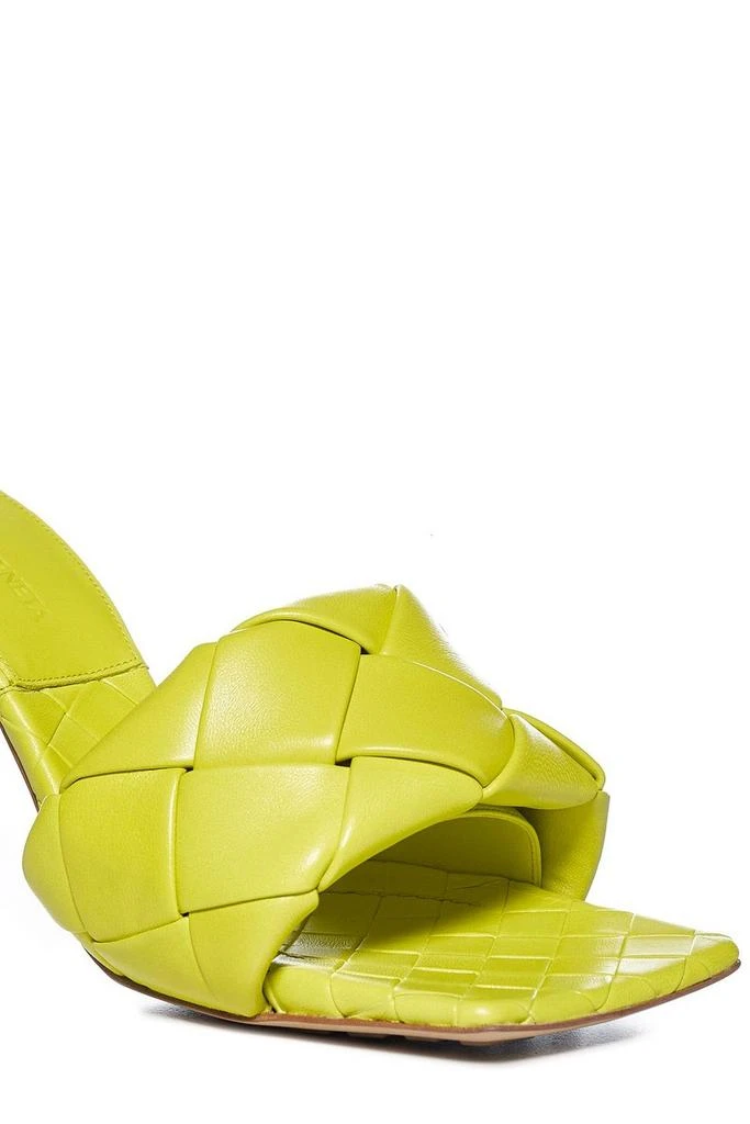 商品Bottega Veneta|Bottega Veneta Lido Intrecciato Mule Sandals,价格¥4302,第4张图片详细描述