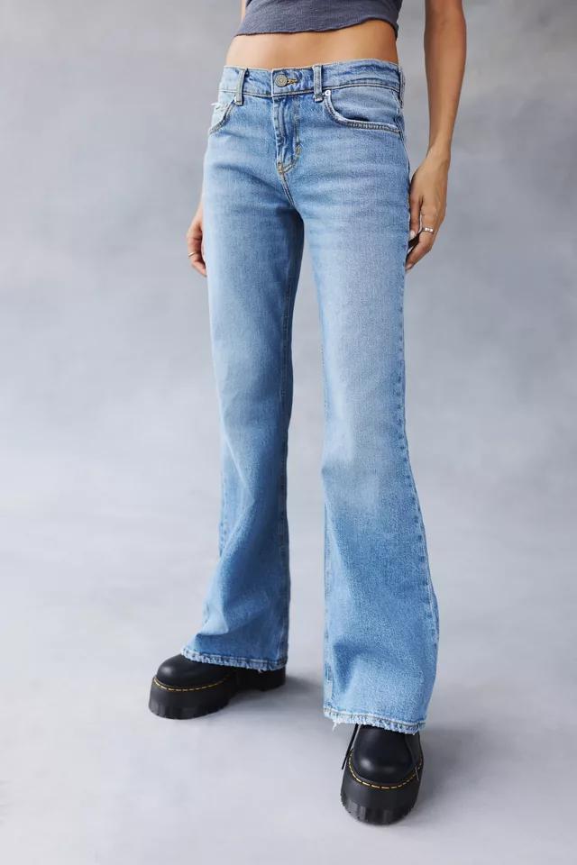 商品BDG|BDG Low-Rise Flare Jean,价格¥75,第7张图片详细描述