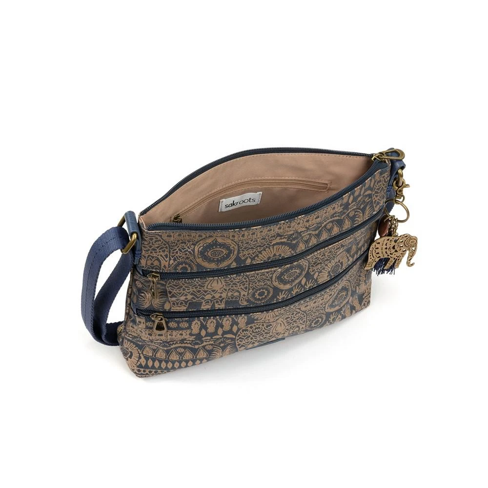 商品Sakroots|Women's Basic Crossbody,价格¥512,第2张图片详细描述