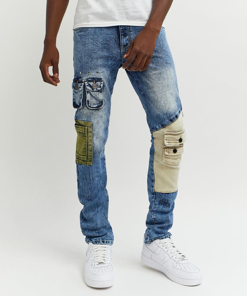 商品Reason Clothing|Punk Medium Washed Patched Denim Cargo Jeans,价格¥474,第1张图片