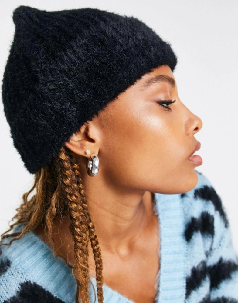 商品Topshop|Topshop supersoft beanie in black,价格¥67,第3张图片详细描述