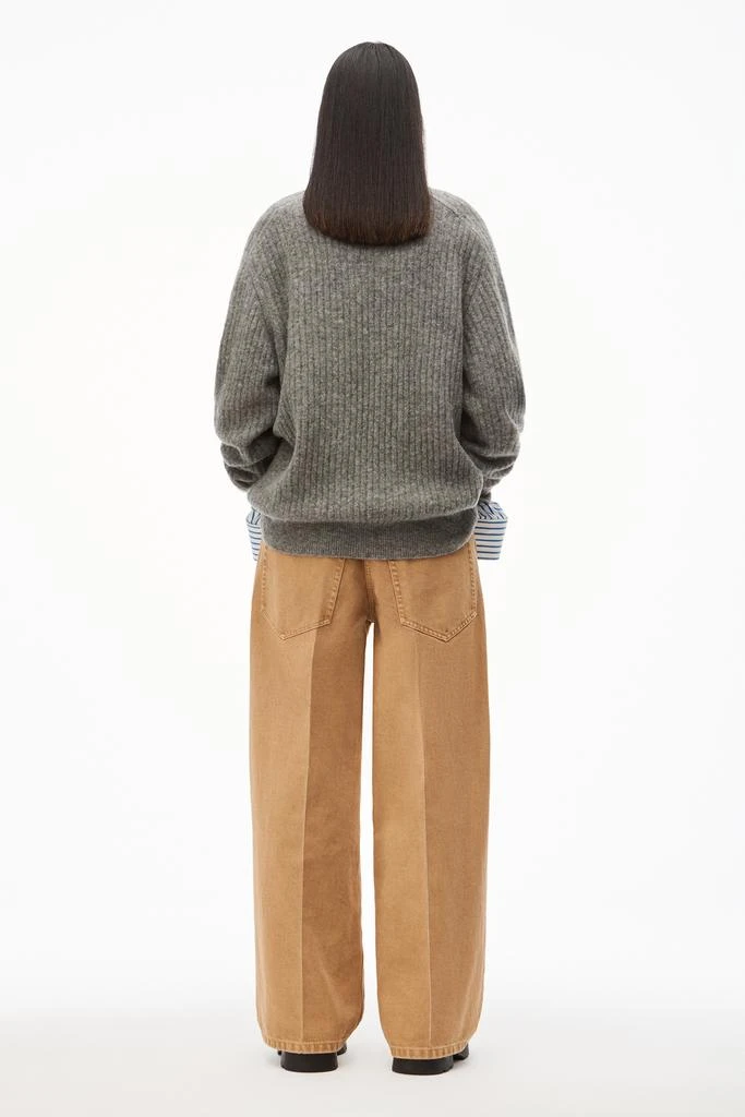 商品Alexander Wang|RIBBED CREWNECK SWEATER IN ALPACA FLEECE,价格¥1602,第5张图片详细描述