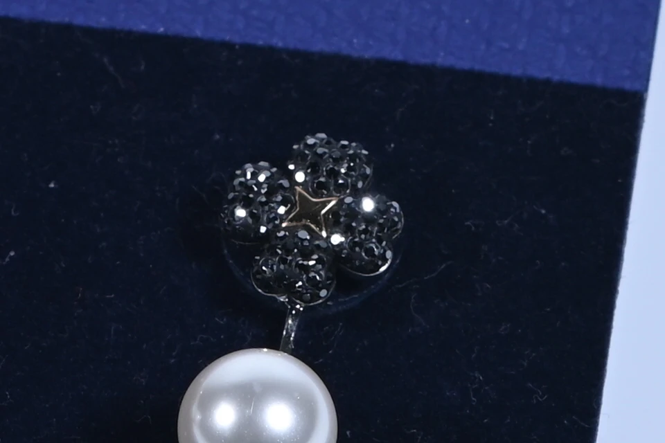 商品[国内直发] Swarovski|SWAROVSKI 黑色女士耳环 5389161,价格¥476,第1张图片