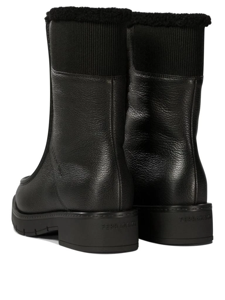 商品Salvatore Ferragamo|Salvatore Ferragamo "Montse Fur" Ankle Boots,价格¥4990,第4张图片详细描述