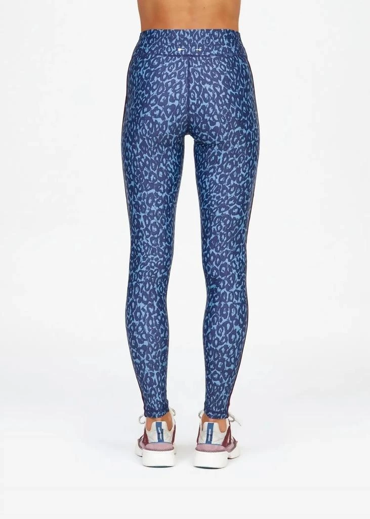 商品The Upside|Primrose Leo Yoga Pant in Denim Print,价格¥725,第3张图片详细描述
