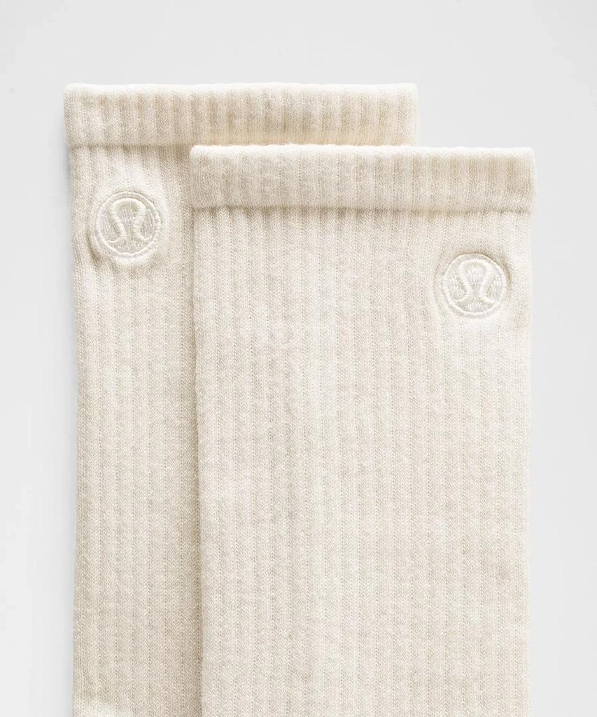Unisex Daily Essential Crew Socks 商品