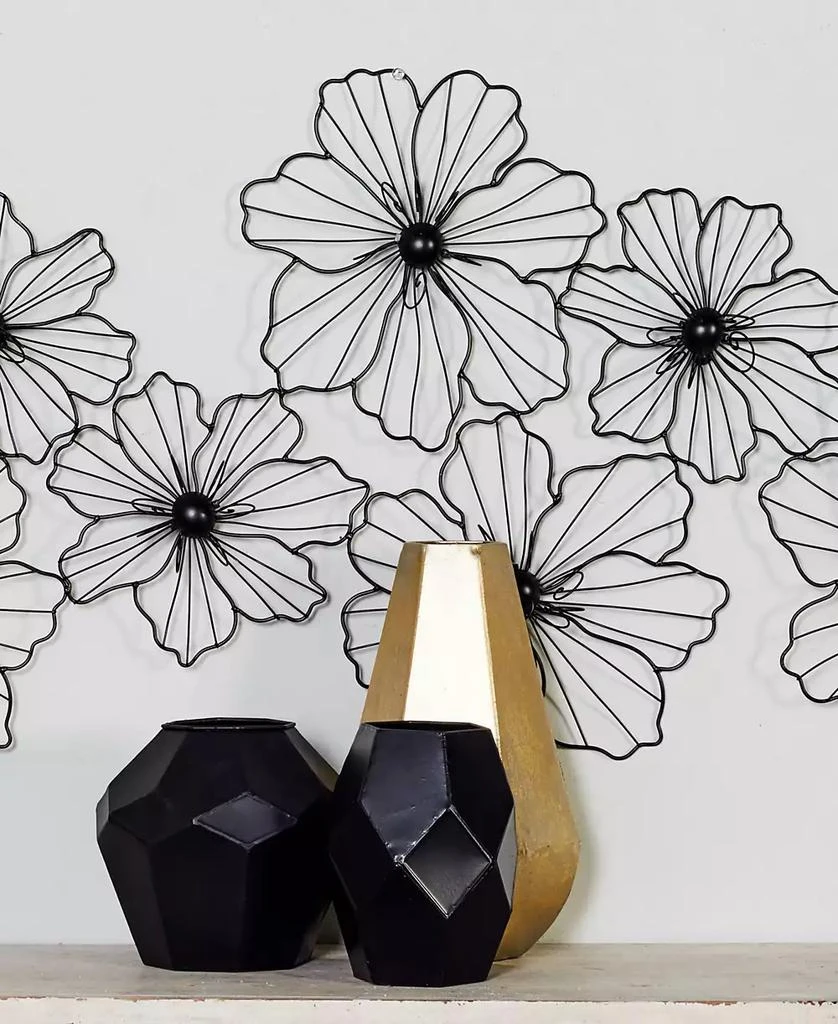 by Cosmopolitan Black Metal Modern Floral Wall Decor, 43" x 21" 商品