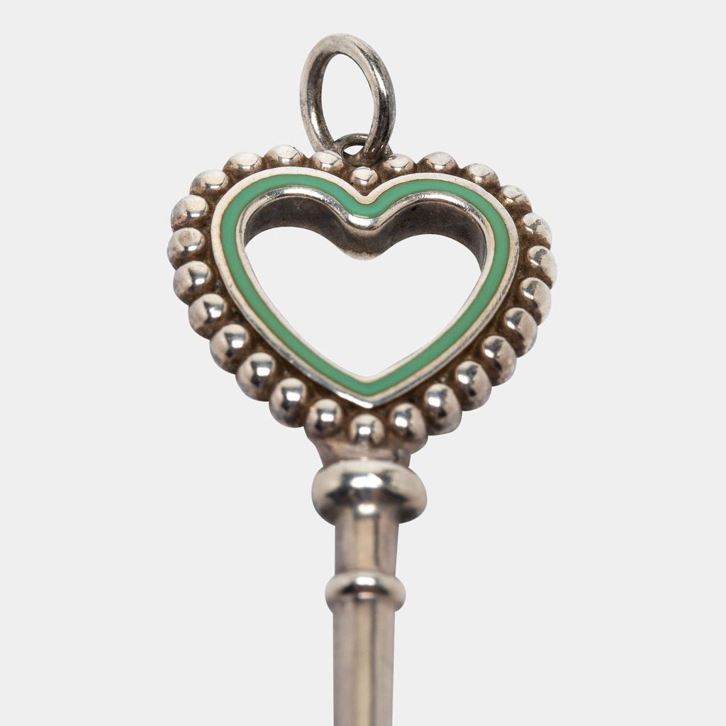 Tiffany & Co. Heart Key Enamel Sterling Silver Pendant商品第2张图片规格展示