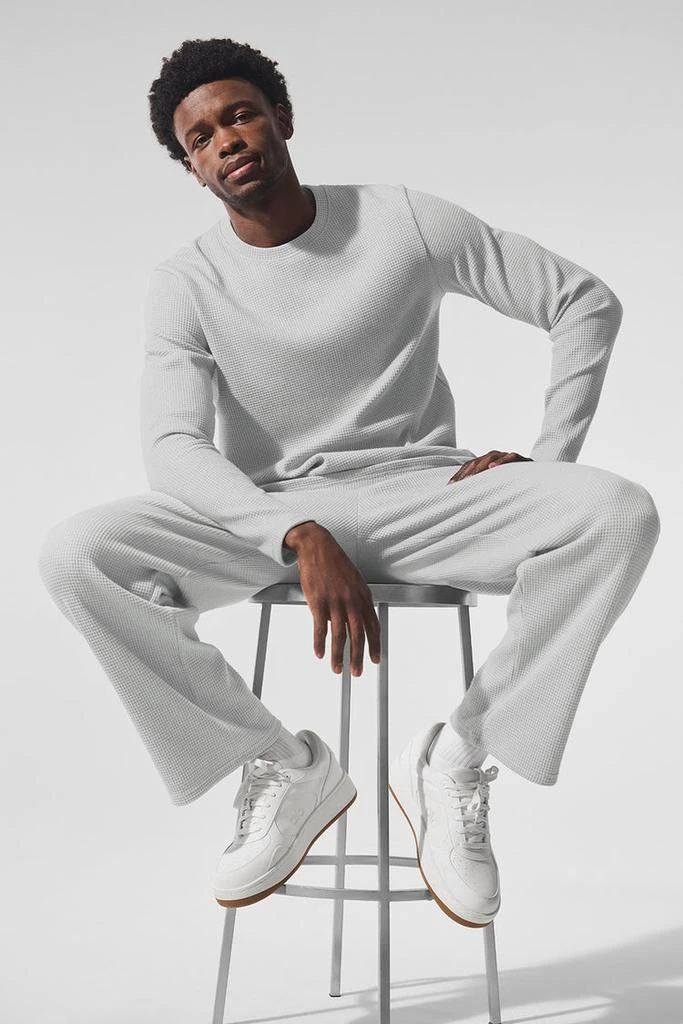 商品Alo|Elevate Waffle Straight Leg Pant - Gravel,价格¥1052,第4张图片详细描述