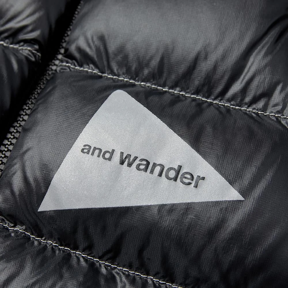 商品Moncler|Moncler Genius x and wander 2-Tone Down Jacket,价格¥23090,第4张图片详细描述