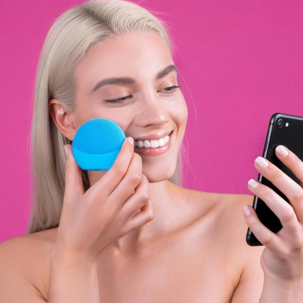 商品Foreo|FOREO LUNA fofo Facial Brush with Skin Analysis,价格¥371,第4张图片详细描述
