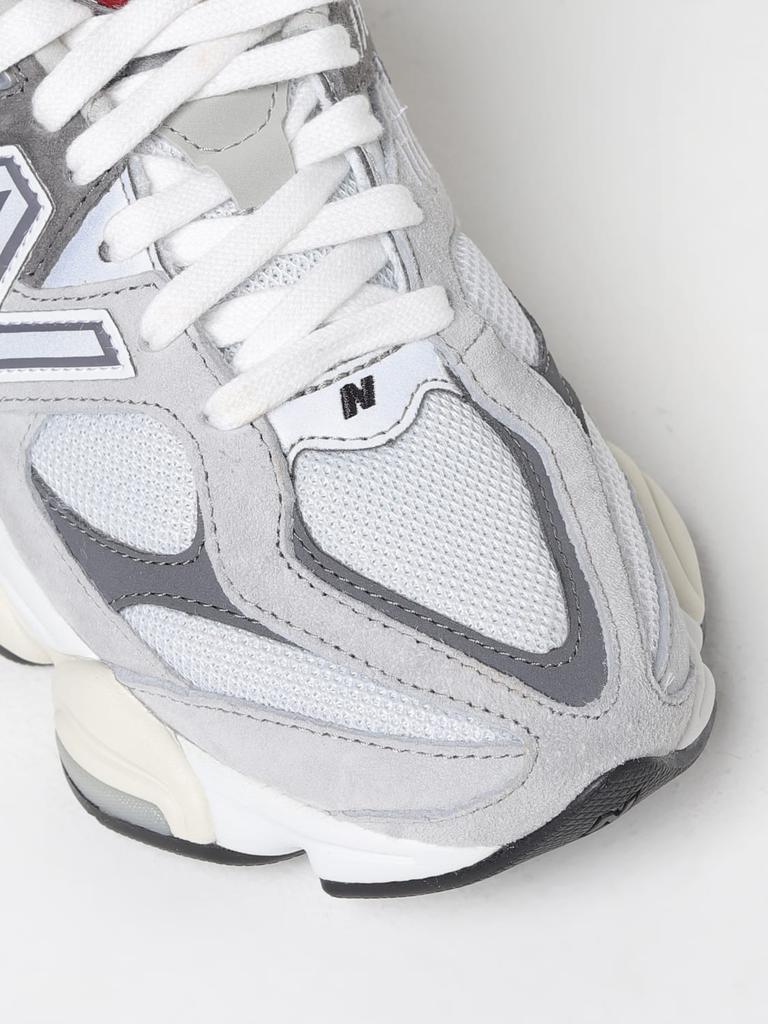 a8c99a7d-d9de-3d4c-92db-