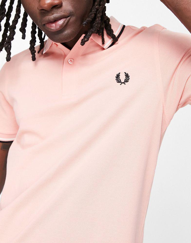 商品Fred Perry|Fred Perry twin tipped polo shirt in pink,价格¥567,第5张图片详细描述