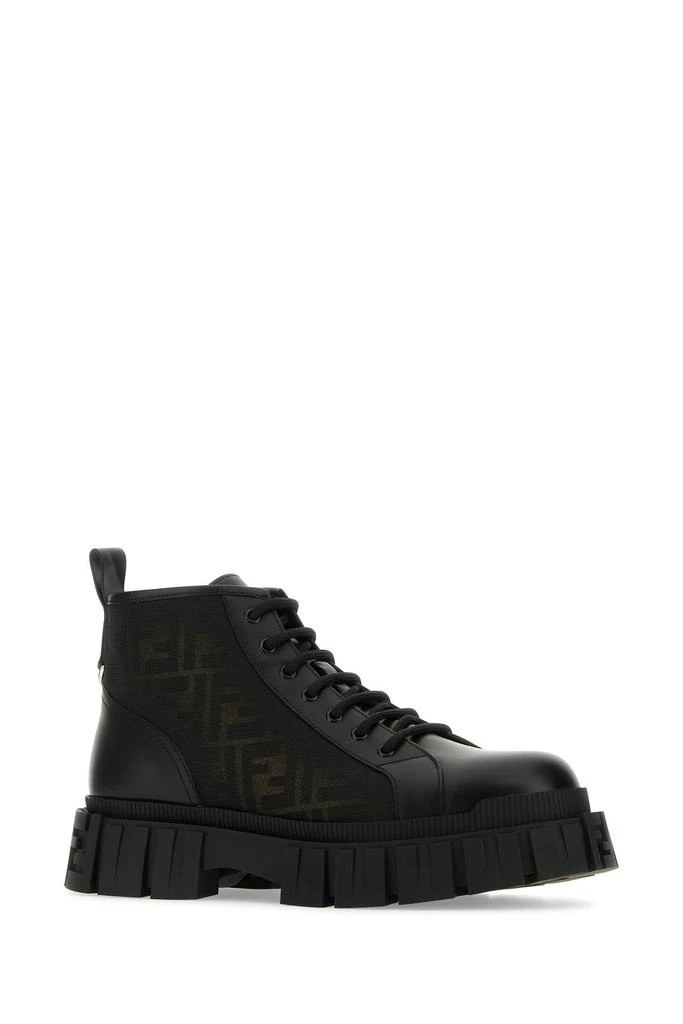 商品Fendi|Two-tone leather and fabric ankle boots,价格¥8127,第1张图片