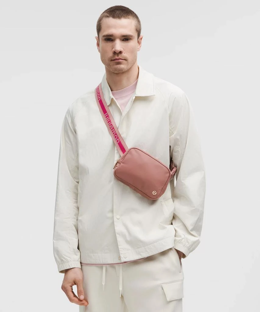 Everywhere Belt Bag 1L *Wordmark 商品
