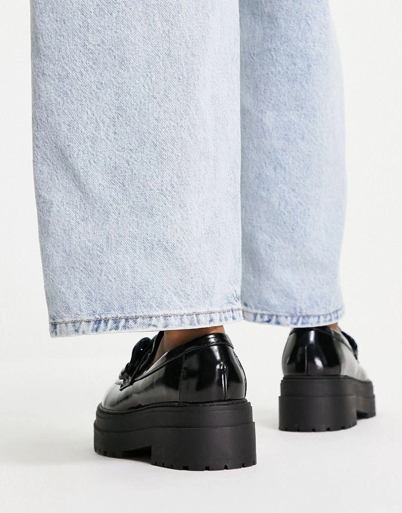 商品ASOS|ASOS DESIGN Marlow oversized chain chunky loafers in black,价格¥339,第2张图片详细描述