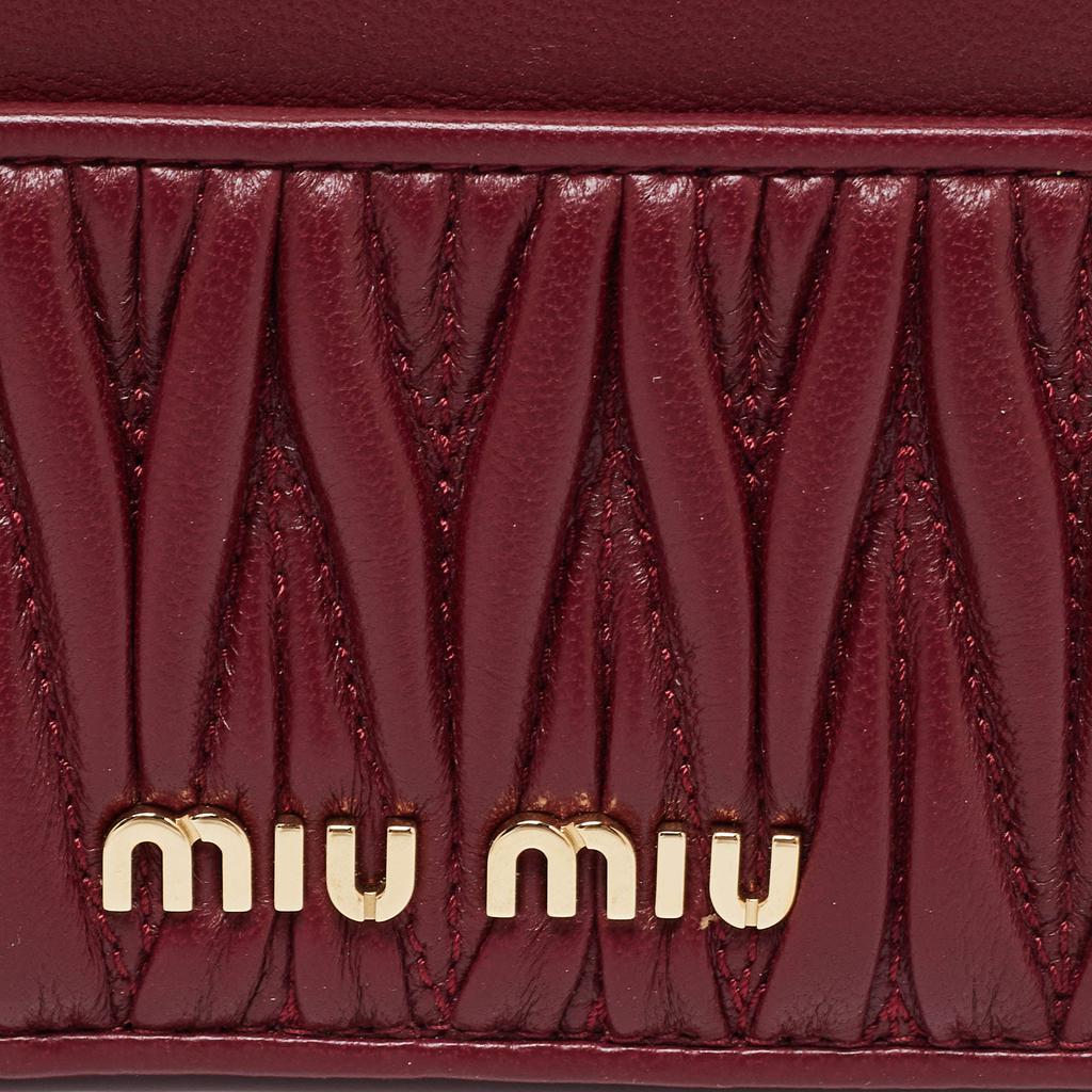 Miu Miu Burgundy Matelassé Leather Card Case商品第5张图片规格展示