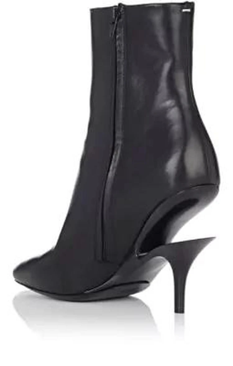 商品MAISON MARGIELA|Suspended-Heel Leather Ankle Boots,价格¥4159,第3张图片详细描述