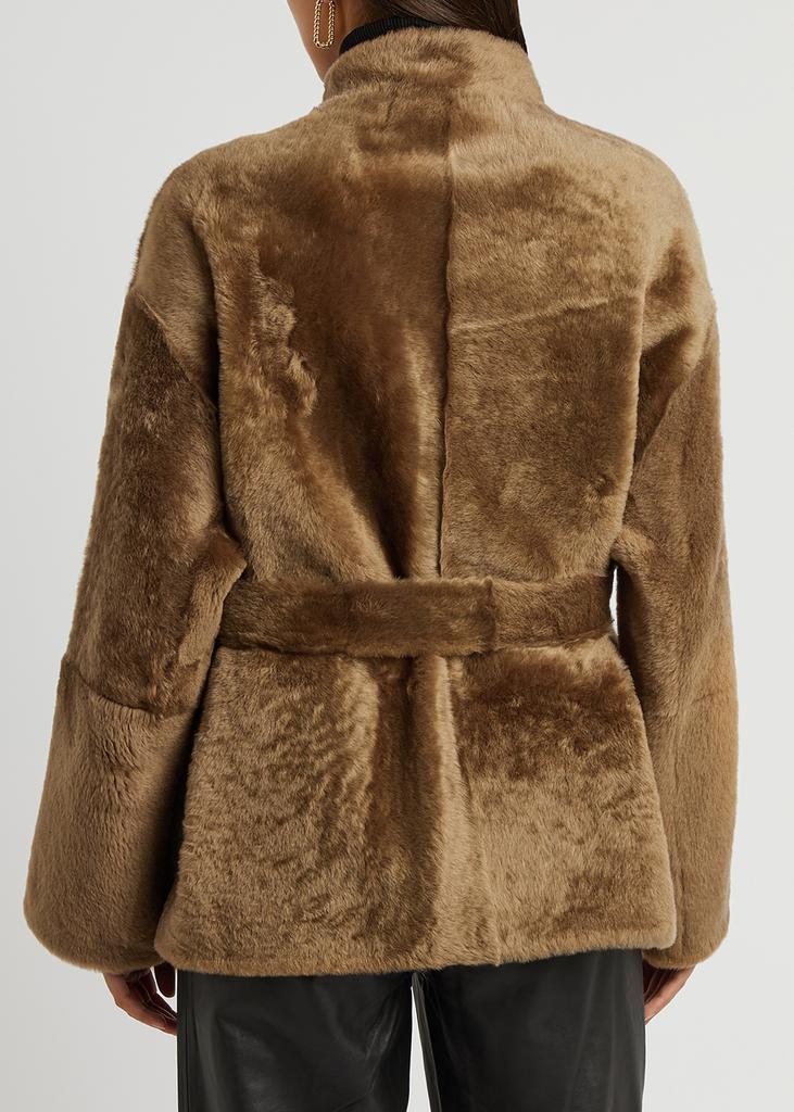 Belted fur coat商品第3张图片规格展示