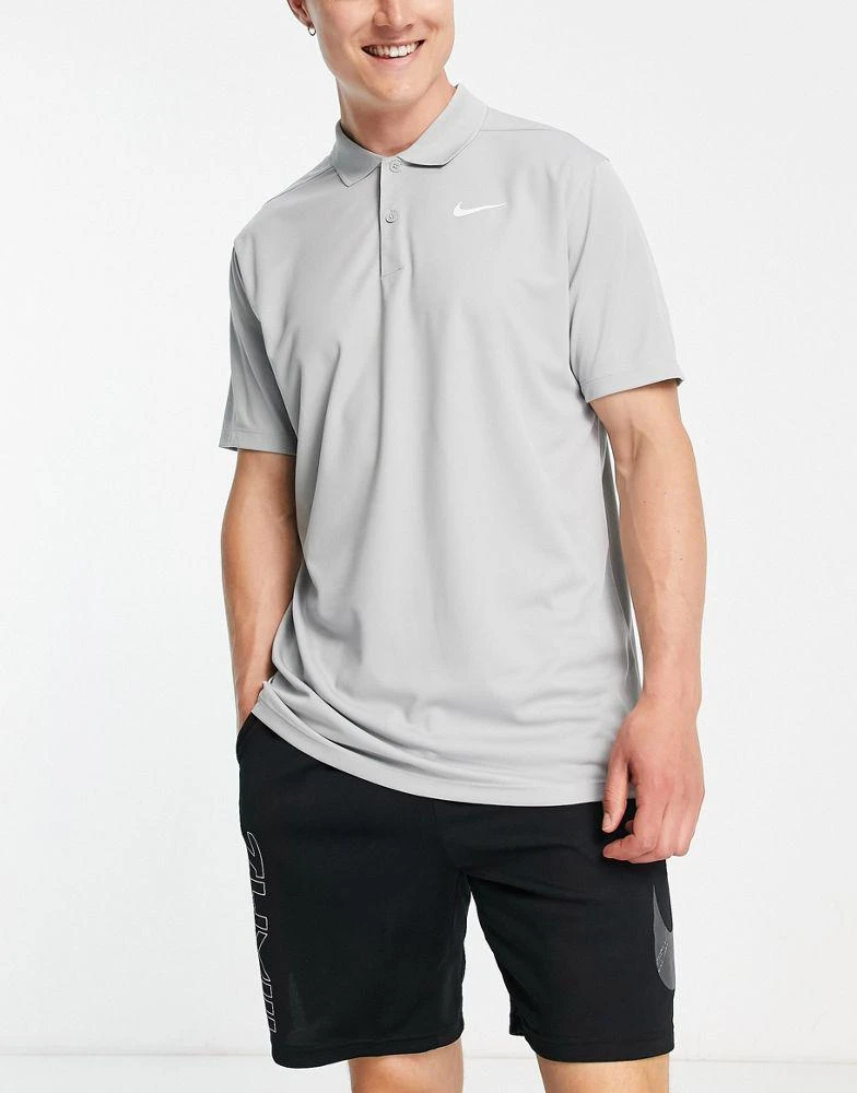 商品NIKE|Nike Golf Victory polo in grey,价格¥385,第1张图片