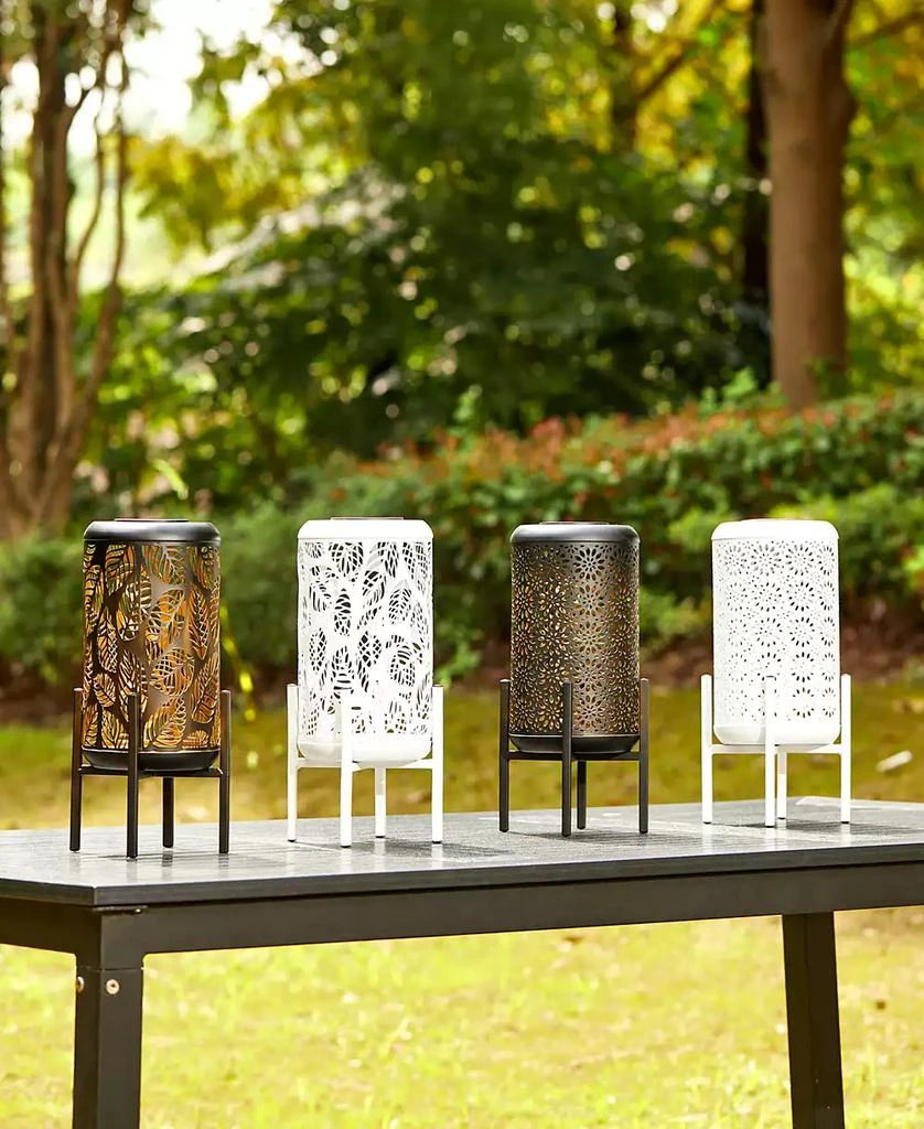14.25" H Metal Cutout Flower Pattern Solar Powered LED Outdoor Lantern with Stand 商品