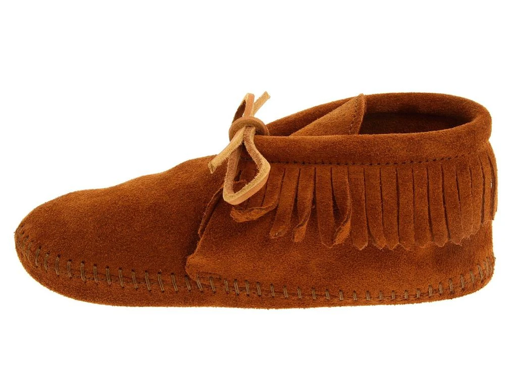 商品Minnetonka|Classic Fringed Boot Softsole (Toddler/Little Kid/Big Kid),价格¥303,第4张图片详细描述