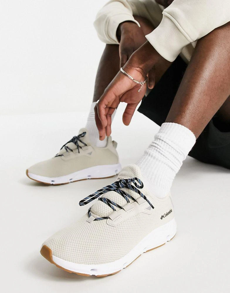 商品Columbia|Columbia Vent Aero trainers in brown Exclusive at ASOS,价格¥722,第2张图片详细描述