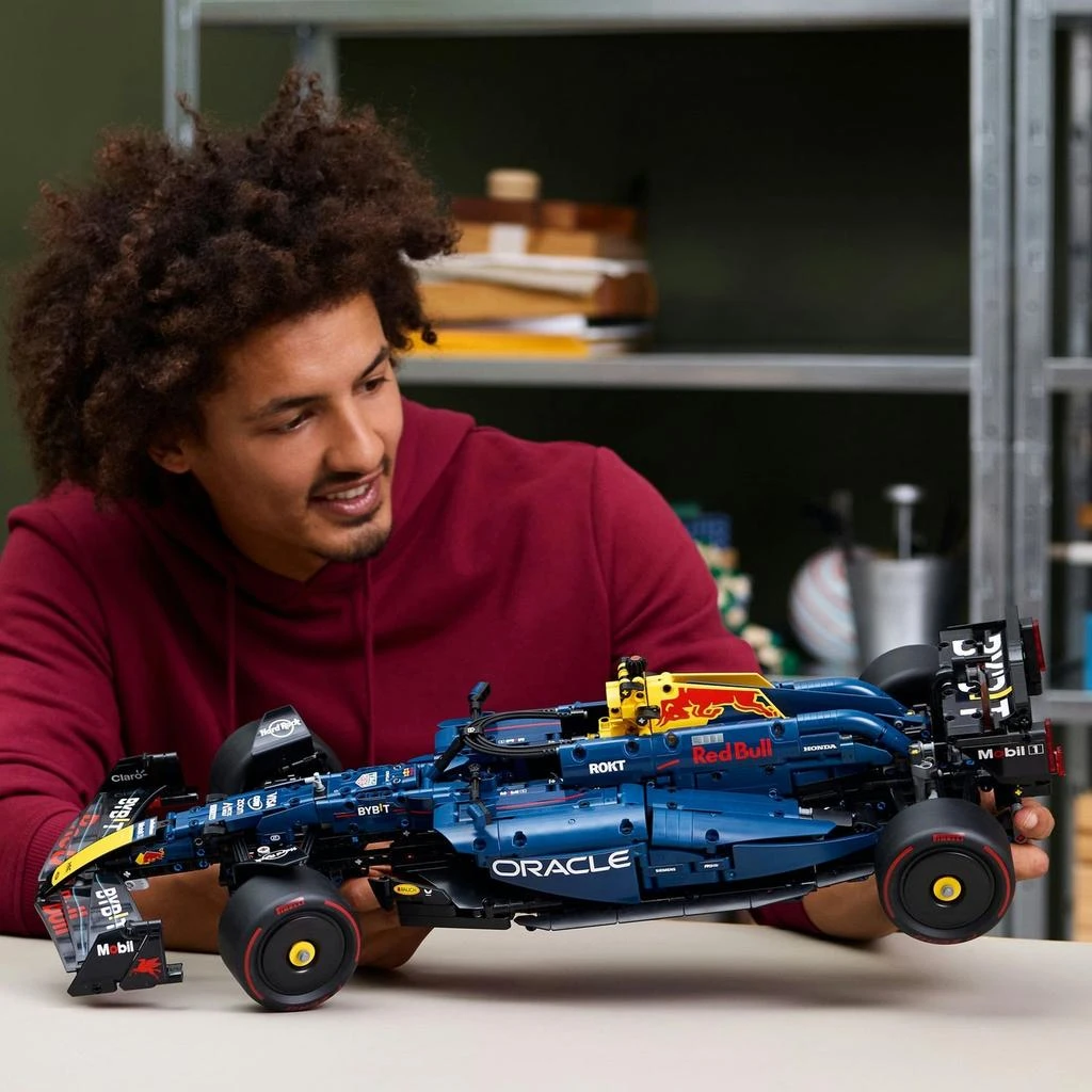 商品LEGO Technic Oracle Red Bull Racing RB20 F1 Car Model 42206,价格¥2243,第5张图片详细描述