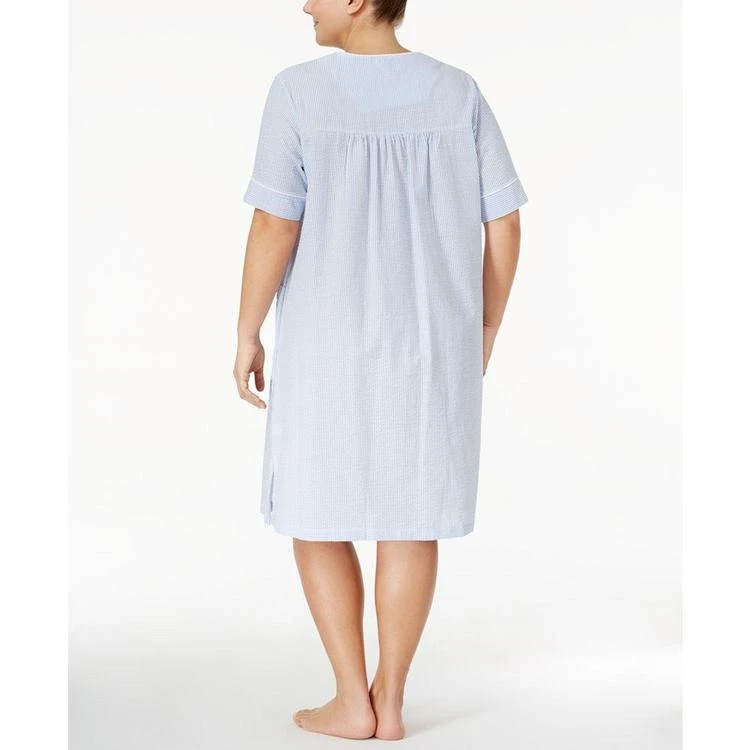 商品Miss Elaine|Plus Size Seersucker Snap-Front Robe,价格¥379,第3张图片详细描述